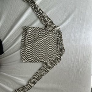 Pacsun long sleeved checkered shirt. Size small